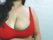  desi girl showing her big boobs and pussy on cam