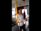 Schwanger Pregnant sexy Bauch im Bus Spy