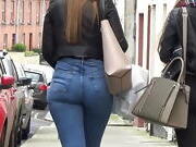 Candid Beautiful Ass in Tight Jeans